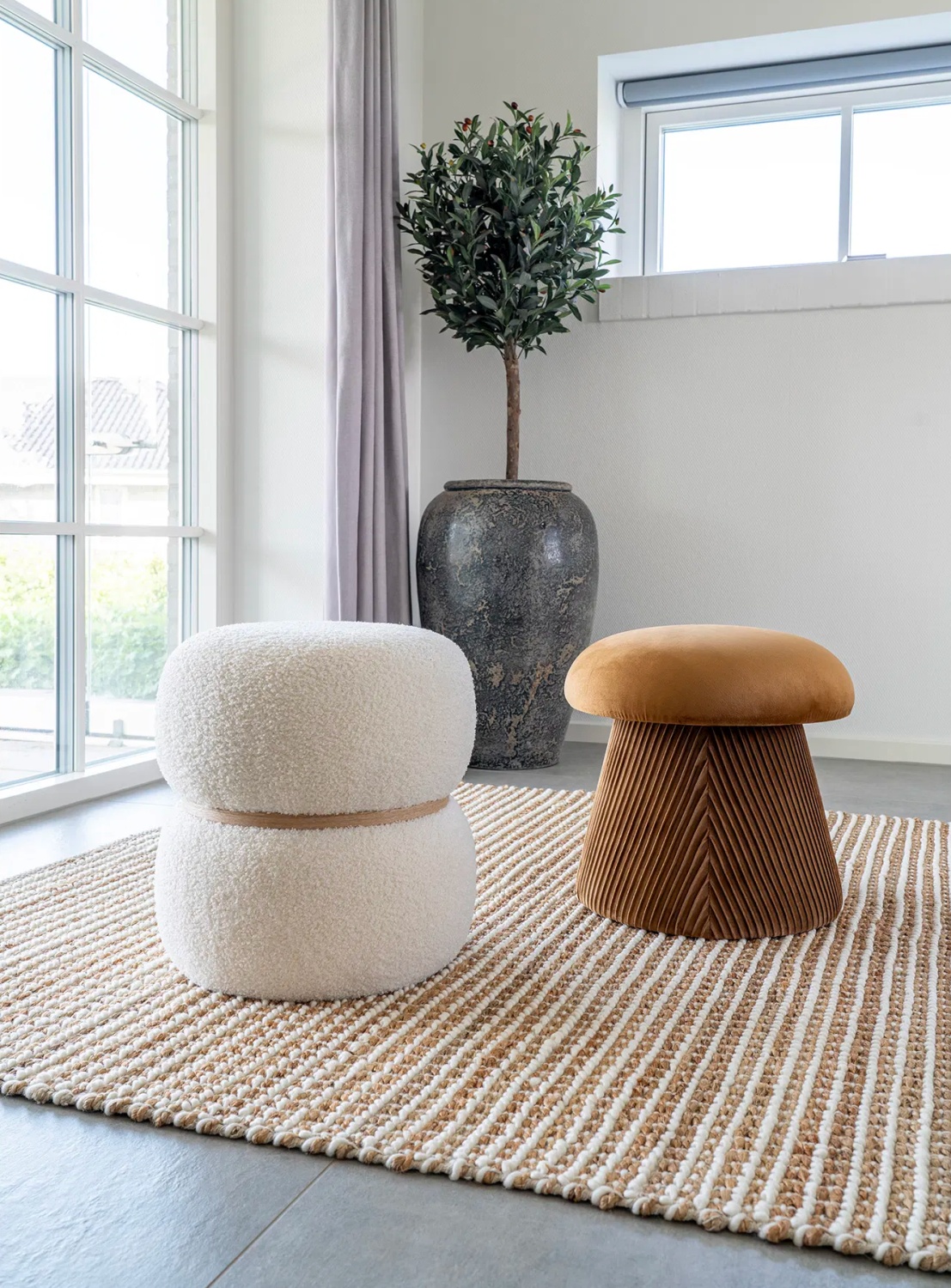 Milford Pouf in Bouclé weiß, Ø38x41 cm, House Nodic